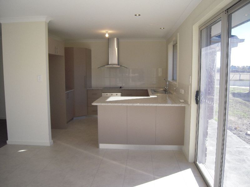 Unit 2, 76 Lewis Street, Longford TAS 7301