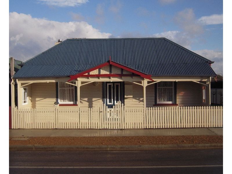 52 Main Street, Cressy TAS 7302