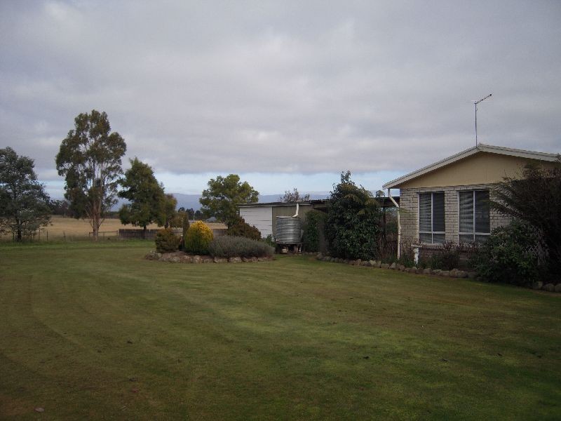 5 Macquarie Street, Cressy TAS 7302