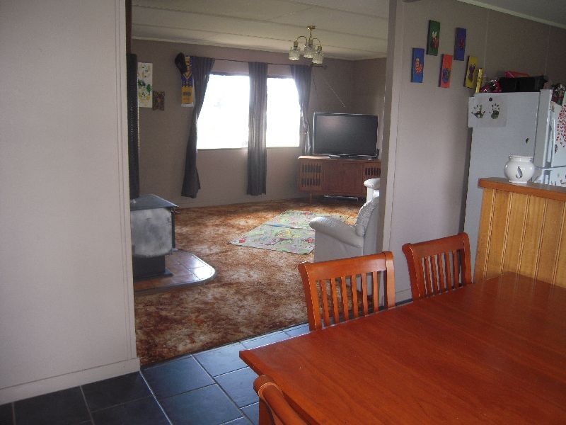 8 Waterloo Street, Westbury TAS 7303