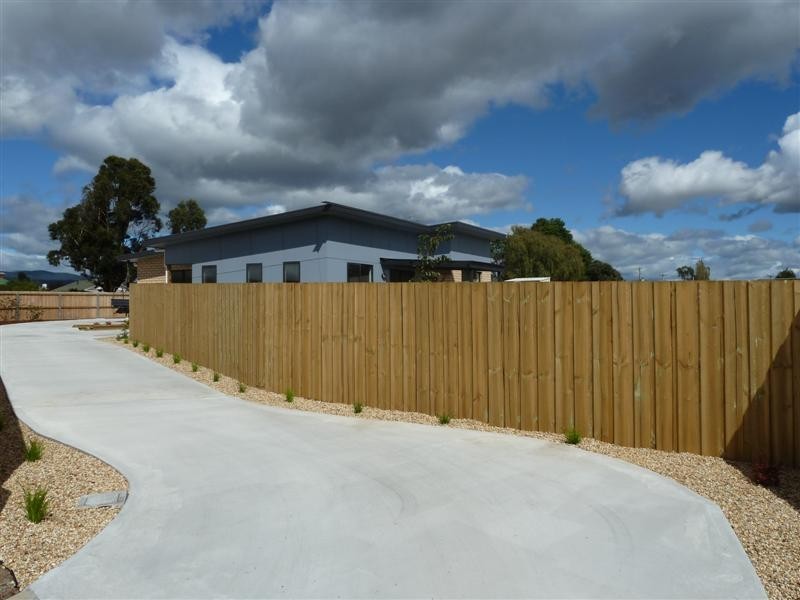 Unit 1/2 Carol Court, Westbury TAS 7303
