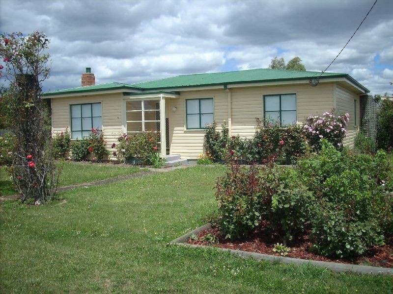 28 Pedder Street, Campbell Town TAS 7210