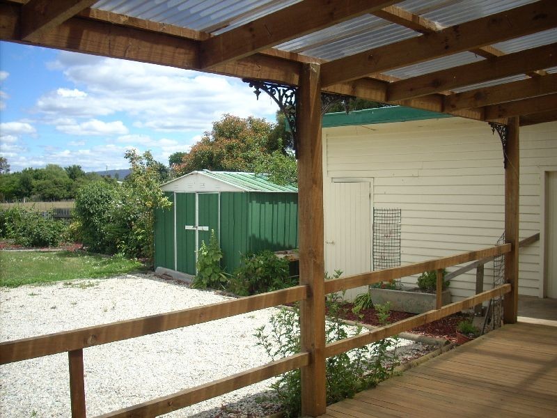 28 Pedder Street, Campbell Town TAS 7210