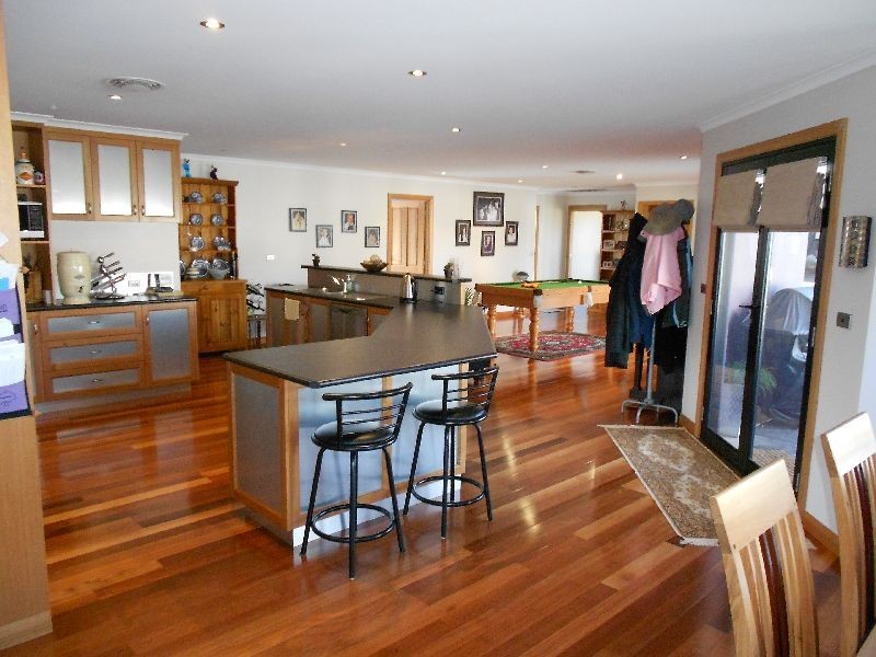 8 Alison Court, Westbury TAS 7303