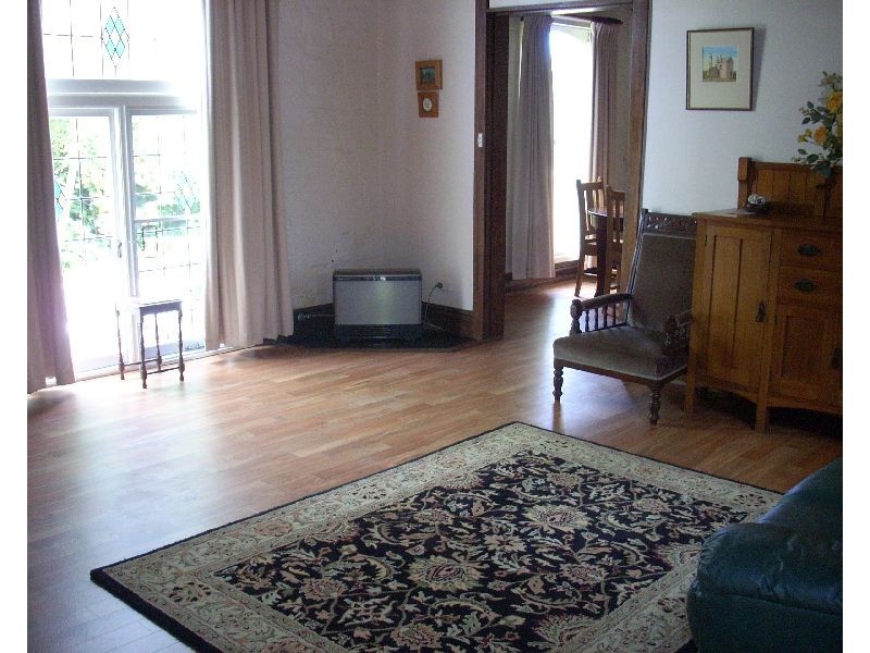 1/15651 Midlands Highway (Main Cottage), Perth TAS 7300