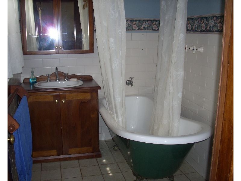 1/15651 Midlands Highway (Main Cottage), Perth TAS 7300