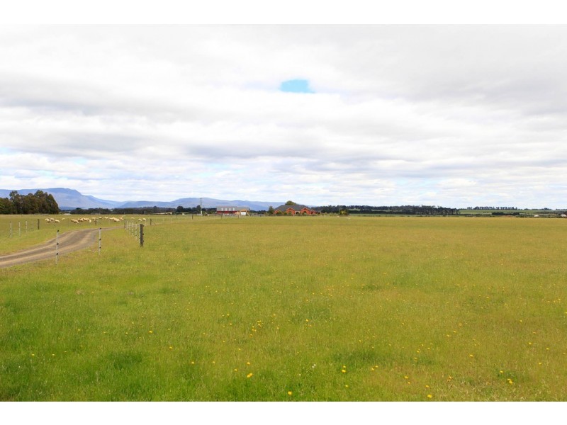 662 Cressy Road, Longford TAS 7301
