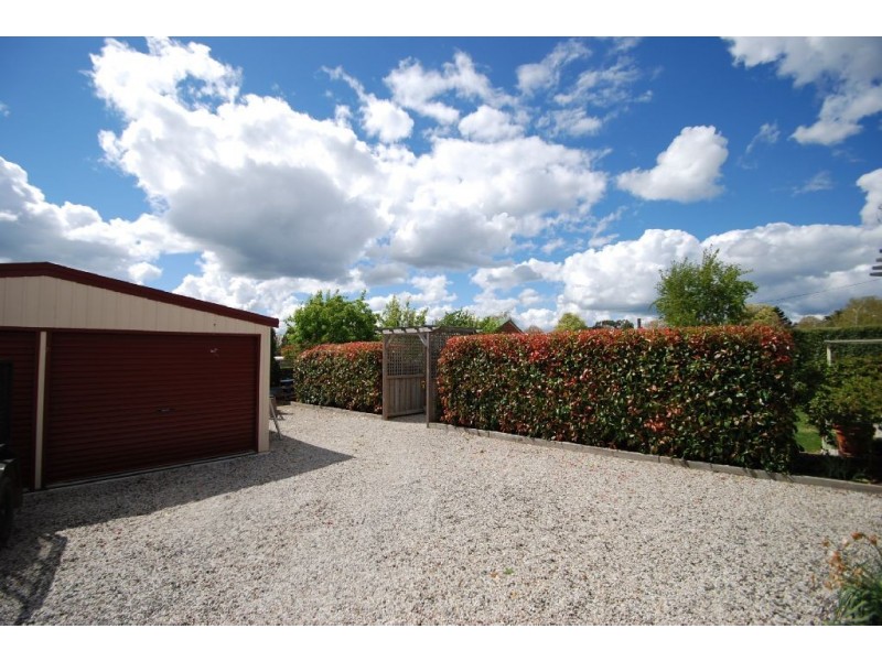 16 Bulwer Street, Longford TAS 7301