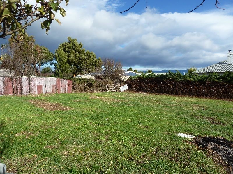 26 Main Street, Cressy TAS 7302