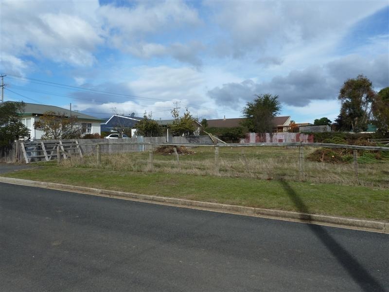 26 Main Street, Cressy TAS 7302