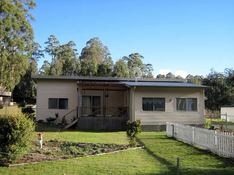 220 Bradys Lake Road, Bradys Lake TAS 7140