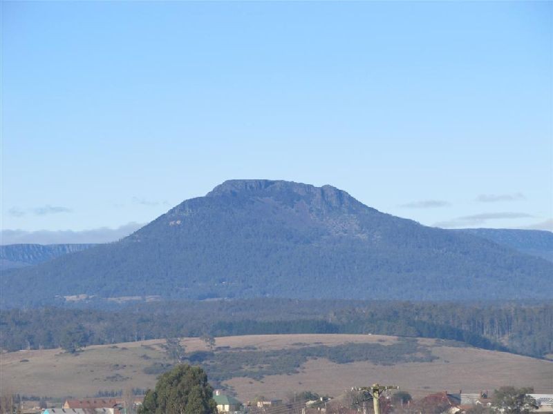 105 West Barrack Street, Deloraine TAS 7304