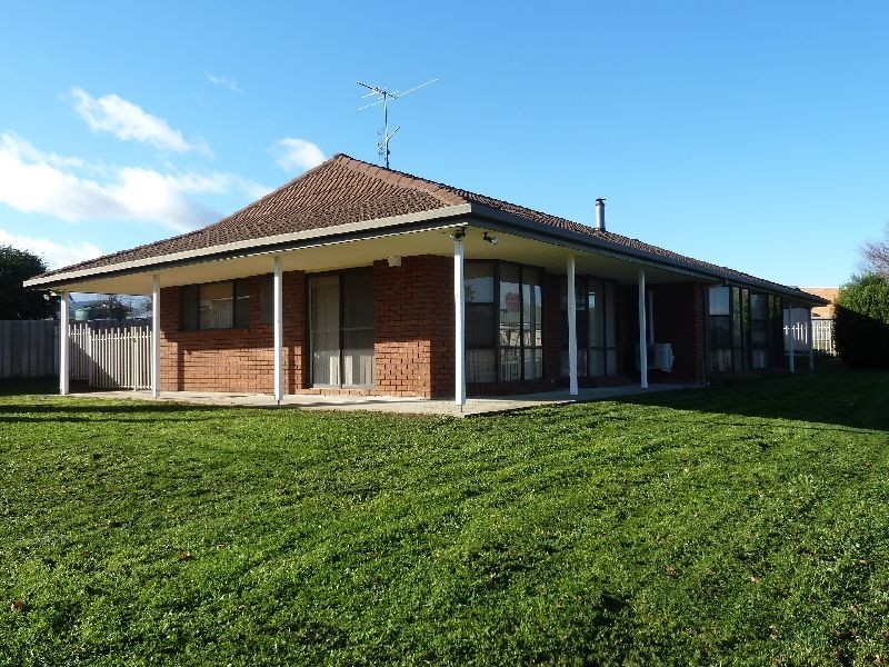 10 Falmouth Street, Avoca TAS 7213