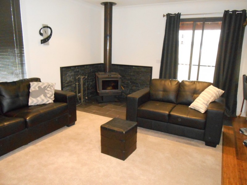 15 Trout Crescent, Miena TAS 7030