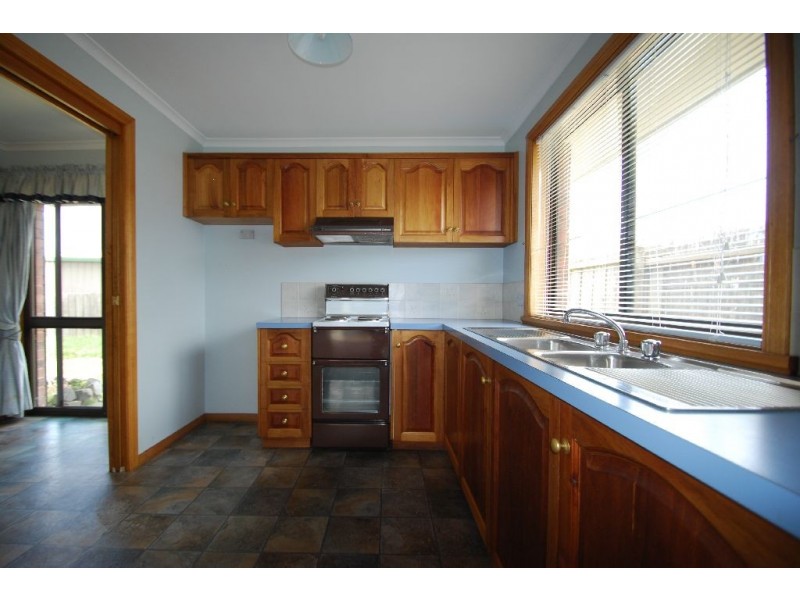 2/11 Mary Street, Perth TAS 7300