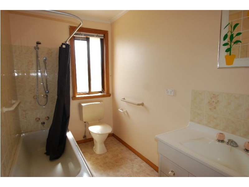 2/11 Mary Street, Perth TAS 7300