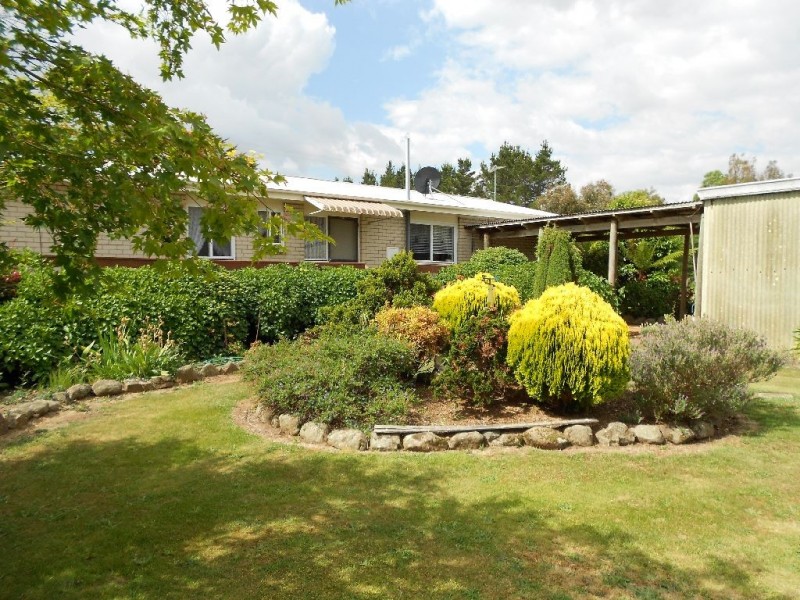 5 Macquarie Street, Cressy TAS 7302