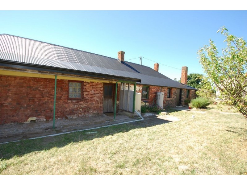 30 Pedder Street, Campbell Town TAS 7210