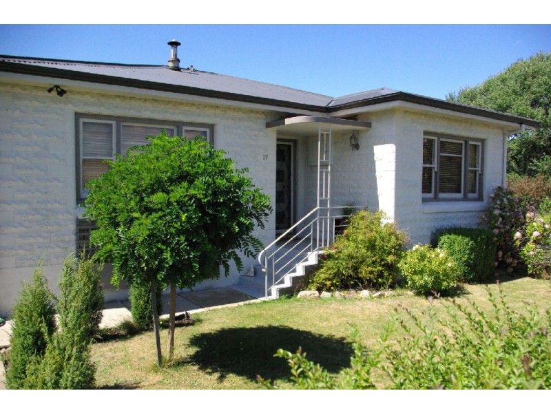 17 Gray Street, Avoca TAS 7213