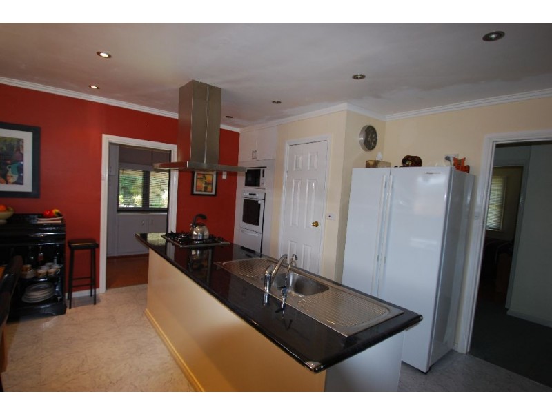 17 Gray Street, Avoca TAS 7213