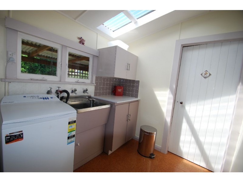 17 Gray Street, Avoca TAS 7213