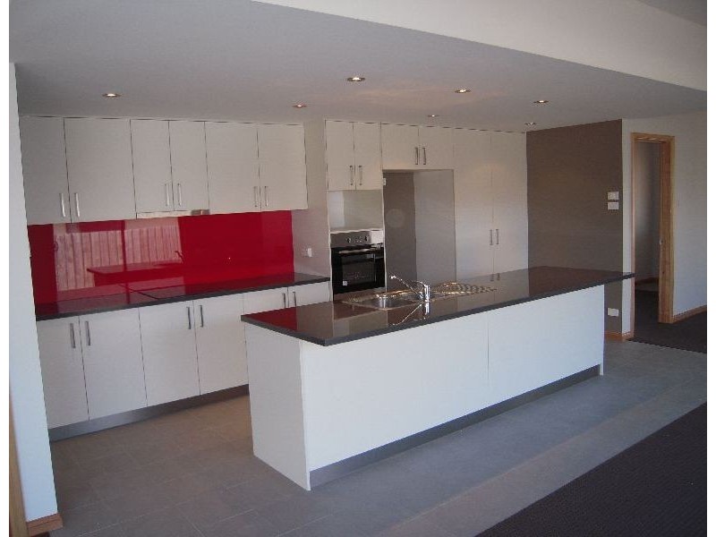 9 Samclay Court, Perth TAS 7300