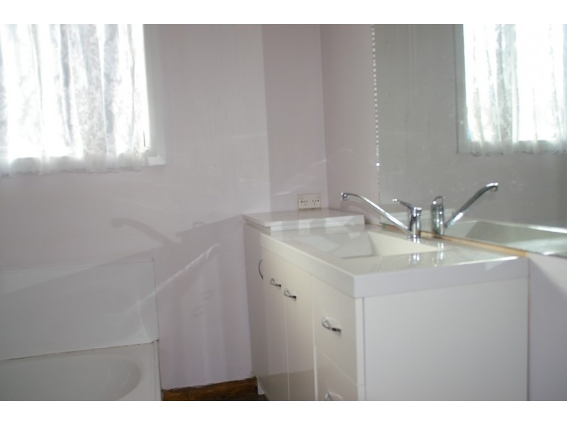 60 Main Street, Cressy TAS 7302