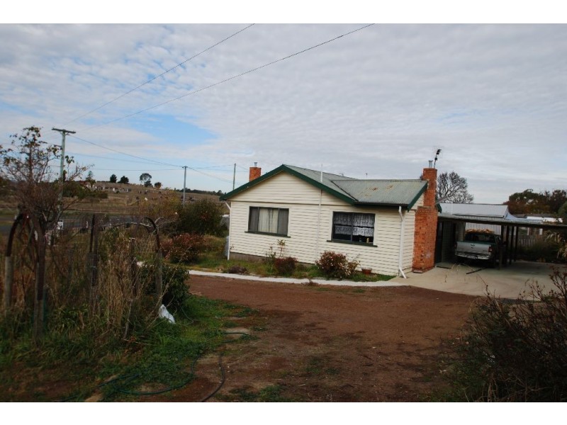 34 Bond Street, Ross TAS 7209