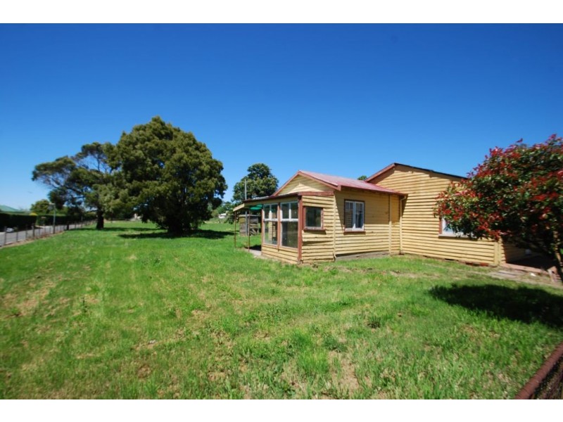 8 Lyttleton St, Longford TAS 7301