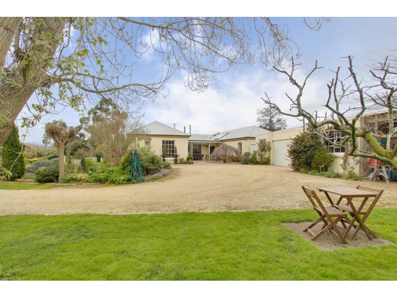 854 Hobart Road, Breadalbane TAS 7258