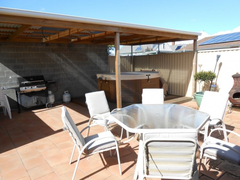 15 Howick Street, Longford TAS 7301