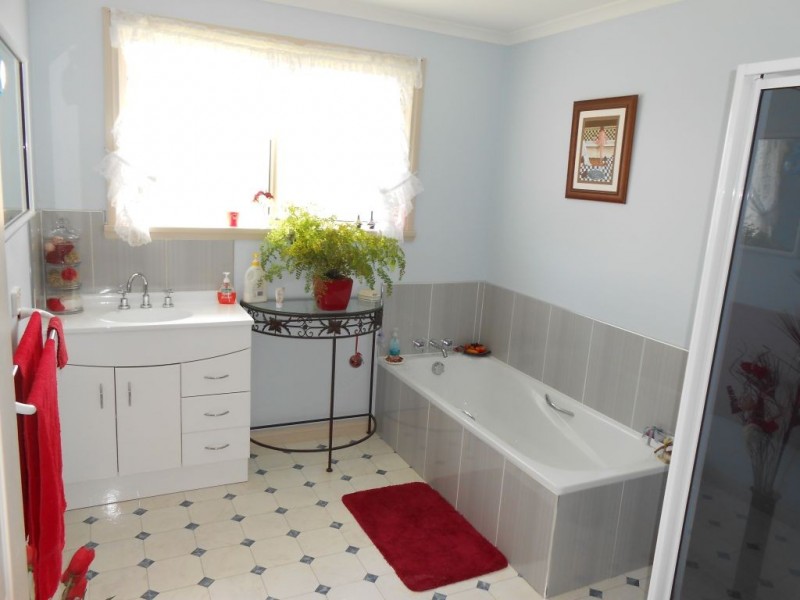 13082 Midlands Highway, Cleveland TAS 7211