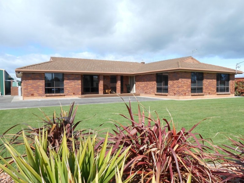 81-83 Hobhouse Street, Longford TAS 7301