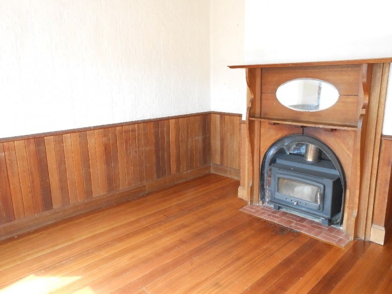19 Charles Street, Cressy TAS 7302