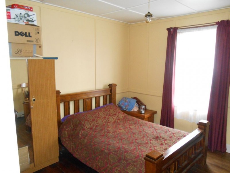 9 Charles Street, Cressy TAS 7302