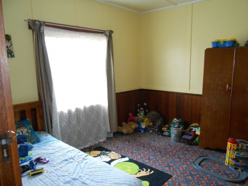 9 Charles Street, Cressy TAS 7302