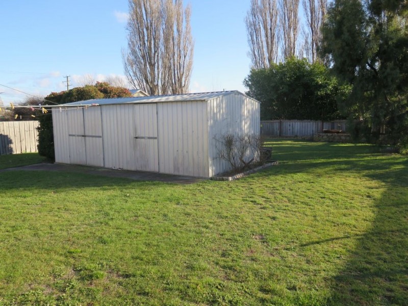 16 Bedford Street, Campbell Town TAS 7210