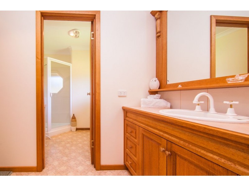 6 Cotton Street, Longford TAS 7301