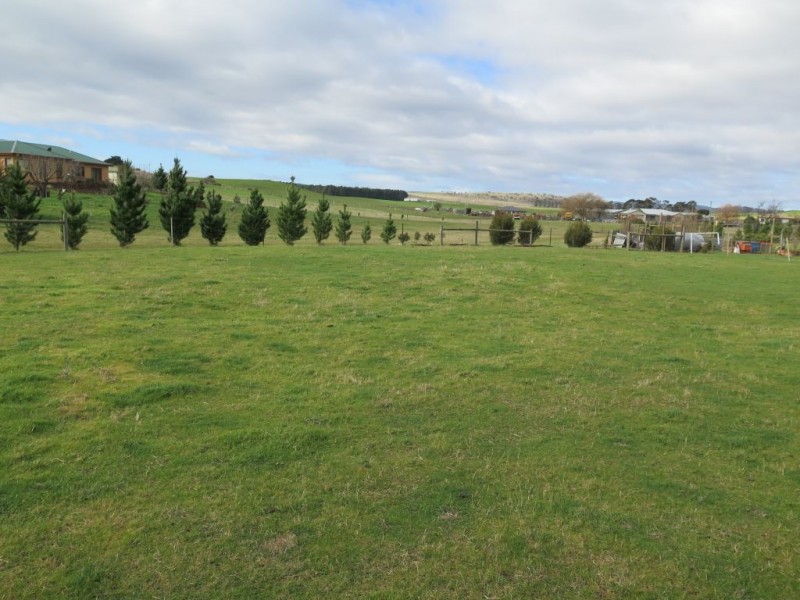 13 Waterloo Street, Ross TAS 7209