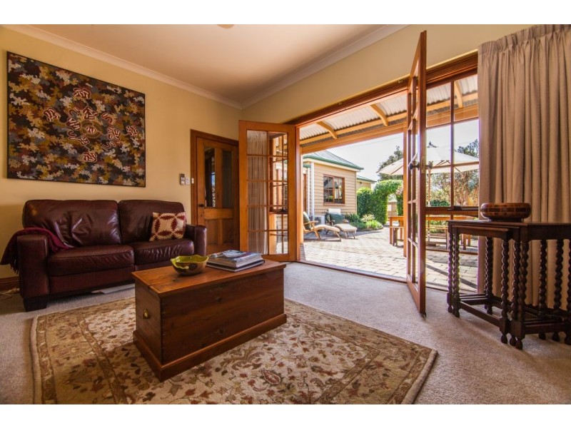 15 Pakenham Street, Longford TAS 7301