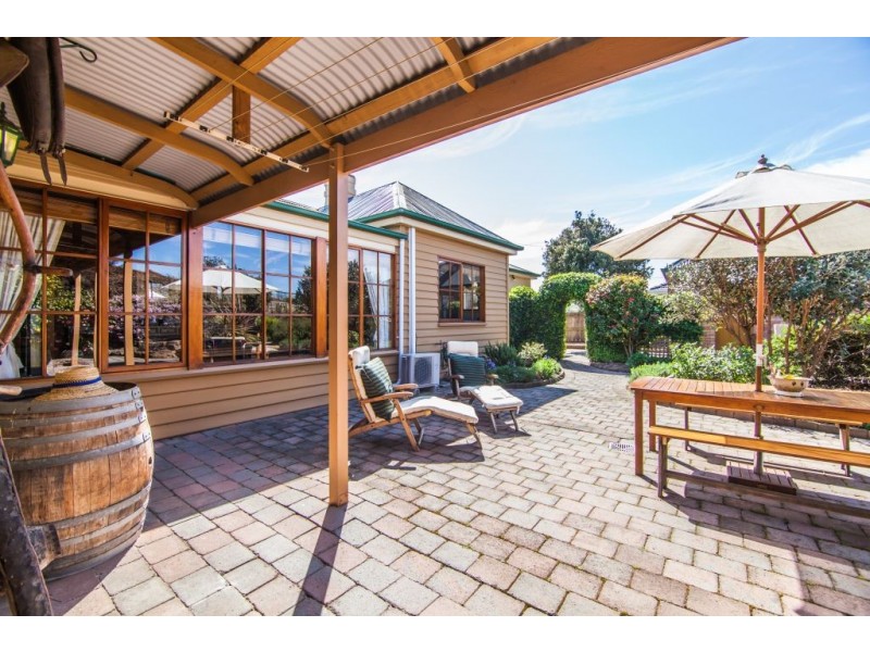 15 Pakenham Street, Longford TAS 7301