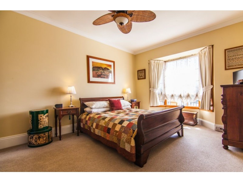 15 Pakenham Street, Longford TAS 7301