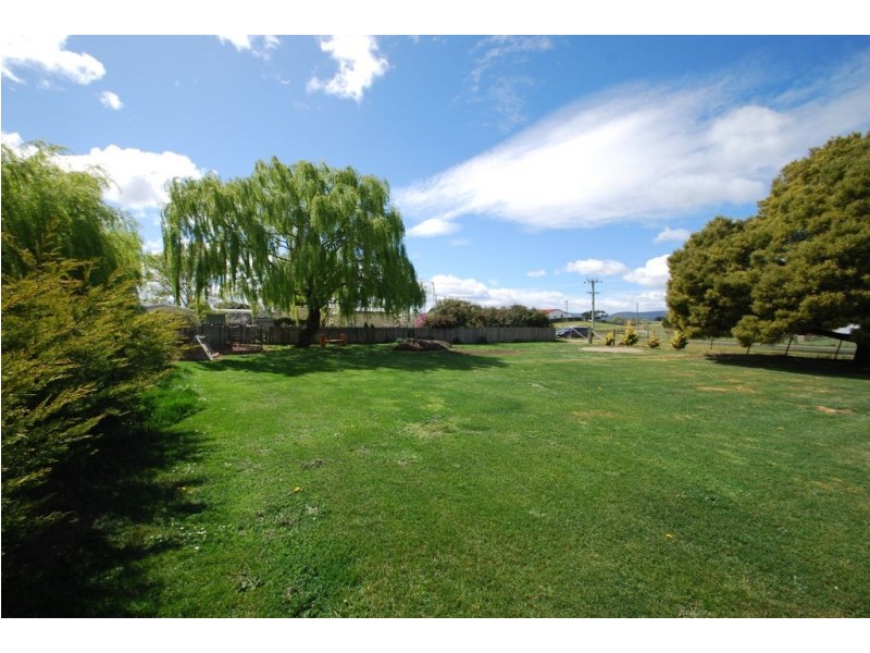 18 High Street, Ross TAS 7209