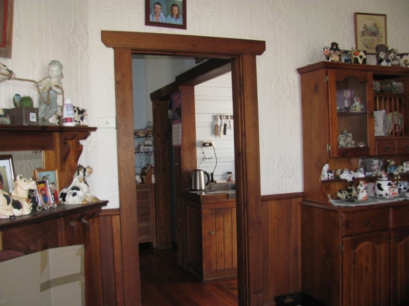 19 Charles Street, Cressy TAS 7302