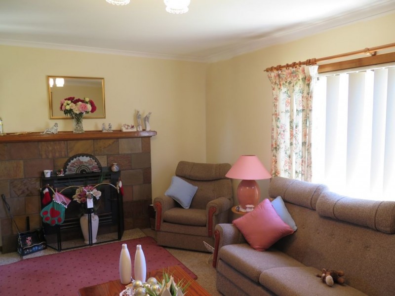 5 Bond Street, Ross TAS 7209