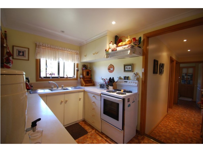 5 Bond Street, Ross TAS 7209