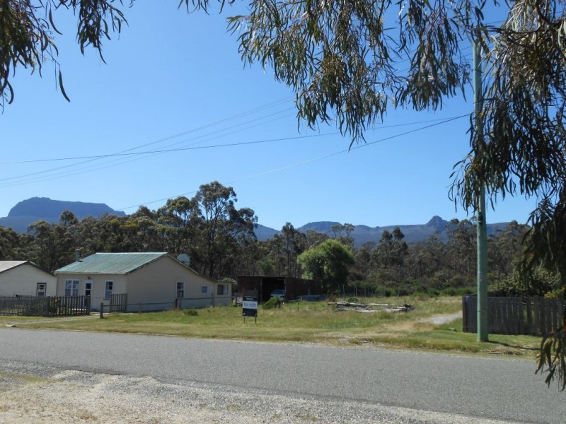8 Coronation Avenue, Rossarden TAS 7213