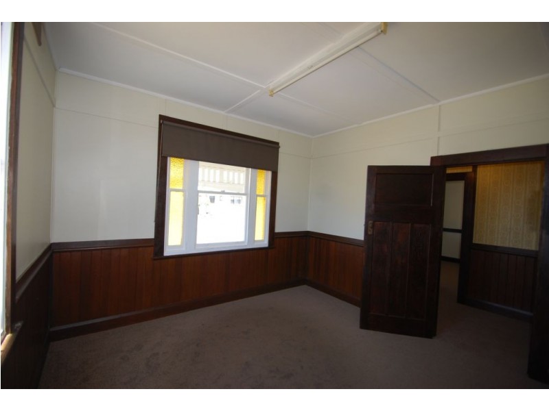 18 Charles Street, Cressy TAS 7302