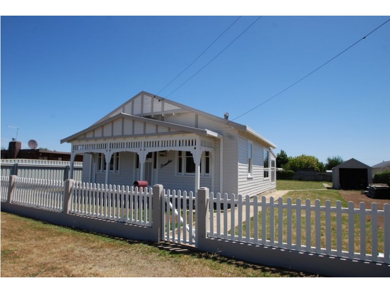18 Charles Street, Cressy TAS 7302