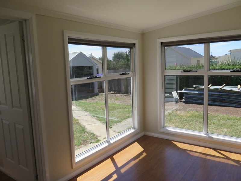 18 Charles Street, Cressy TAS 7302